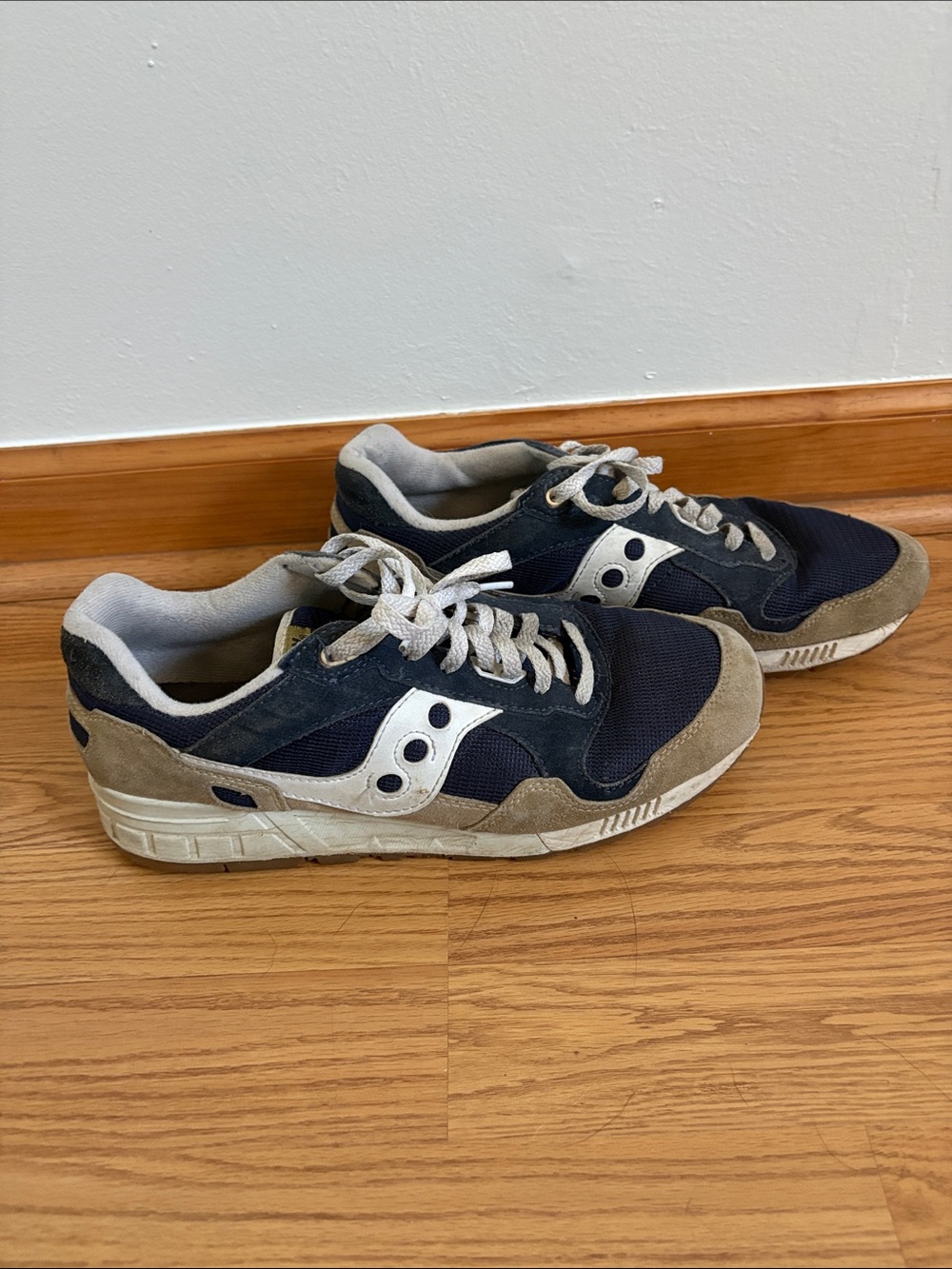 Saucony Shadow 5000 Casual Shoes
